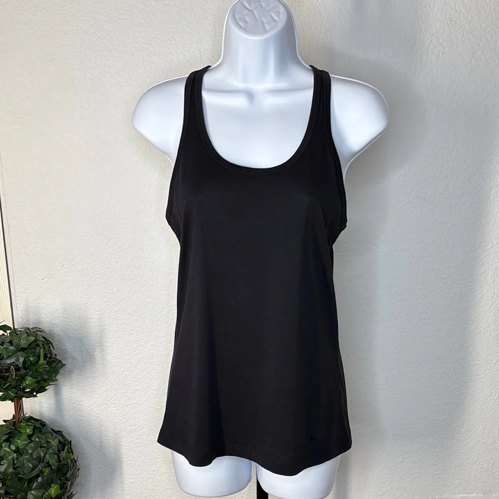 Nike Black Fitted Racer Back Tank Top